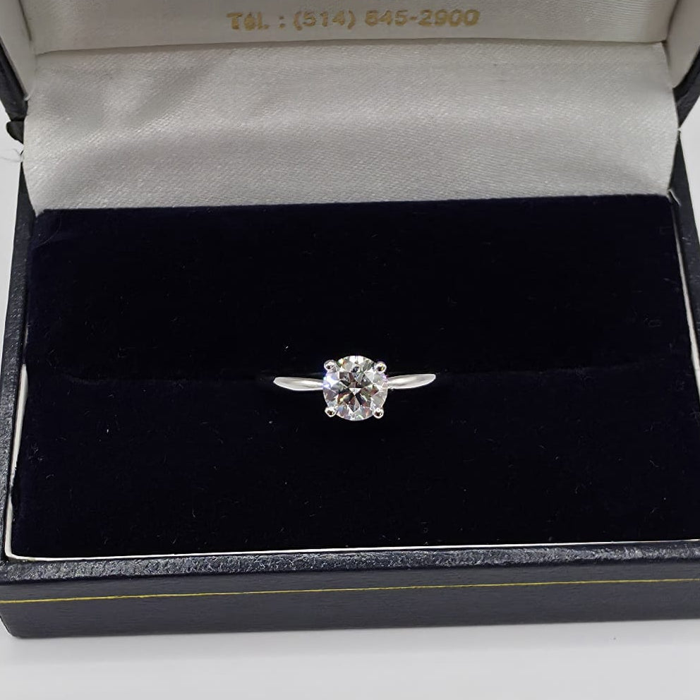 0.75 Carat Diamond Solitaire Ring with Accents - Thenetjeweler