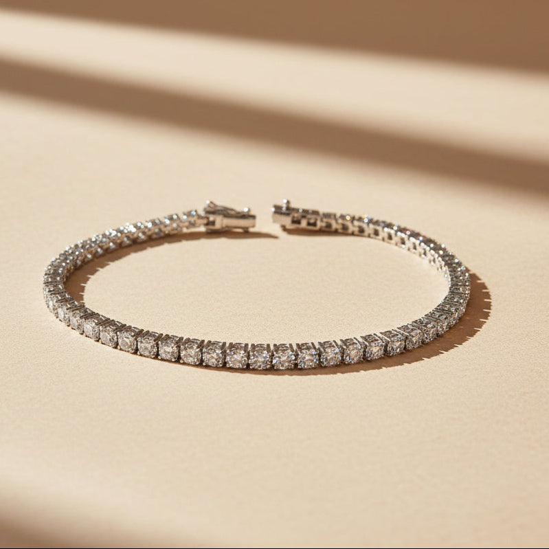 Diamond tennis bracelet with 4.60ct gold