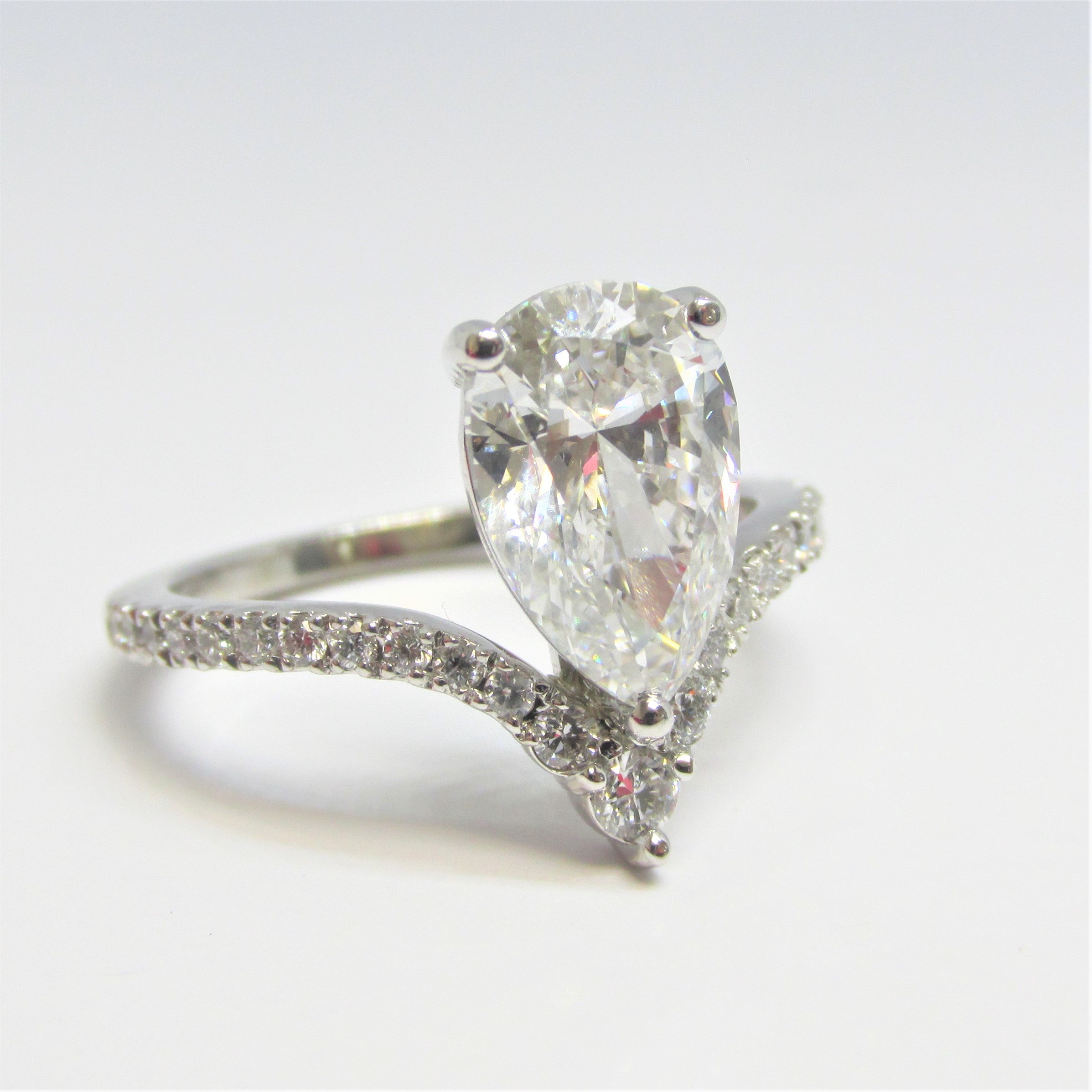 Pear cut Diamond V Shaped Engagement Ring - Thenetjeweler