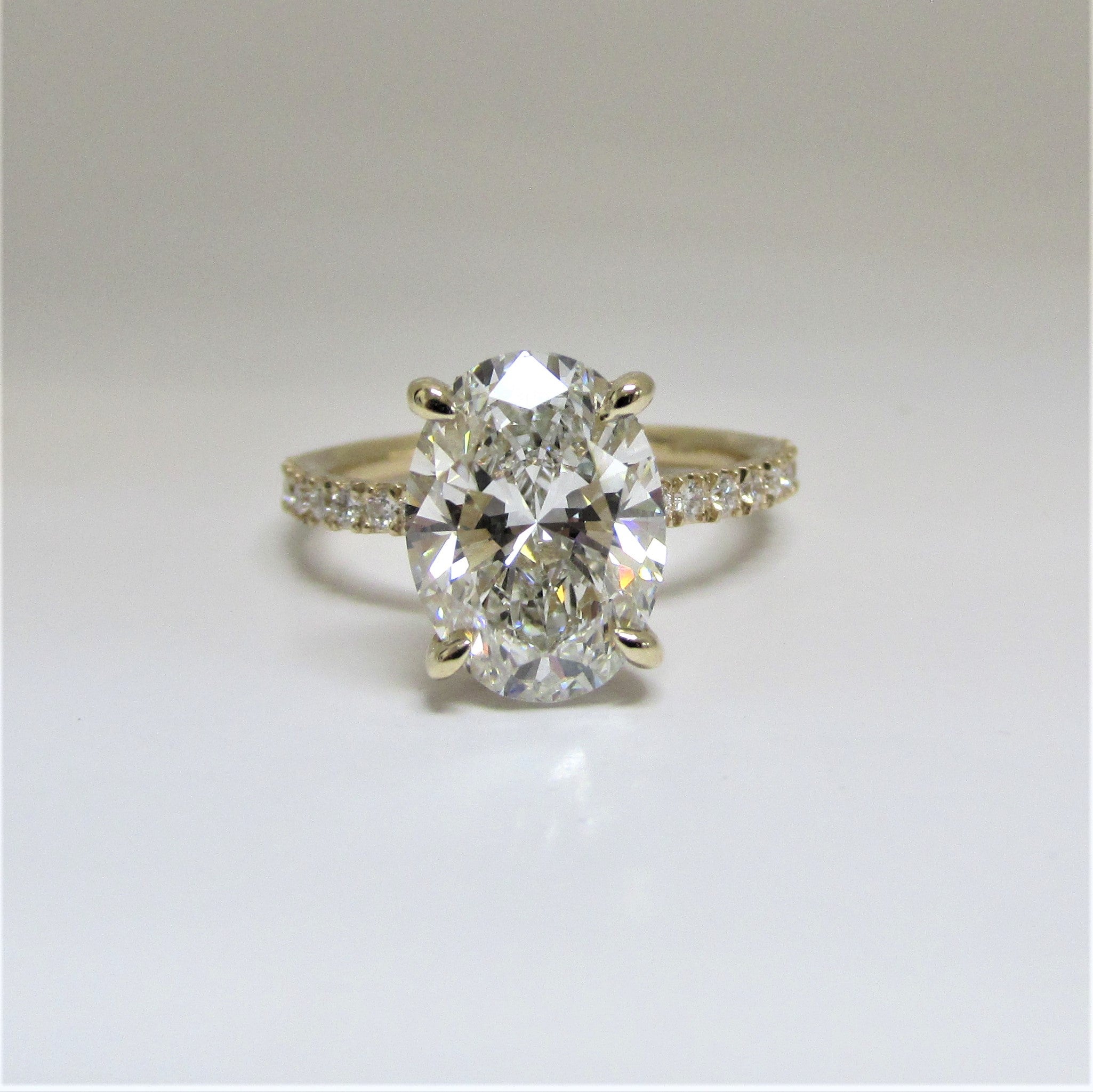 2.50 carat Oval Diamond Engagement Ring - Thenetjeweler