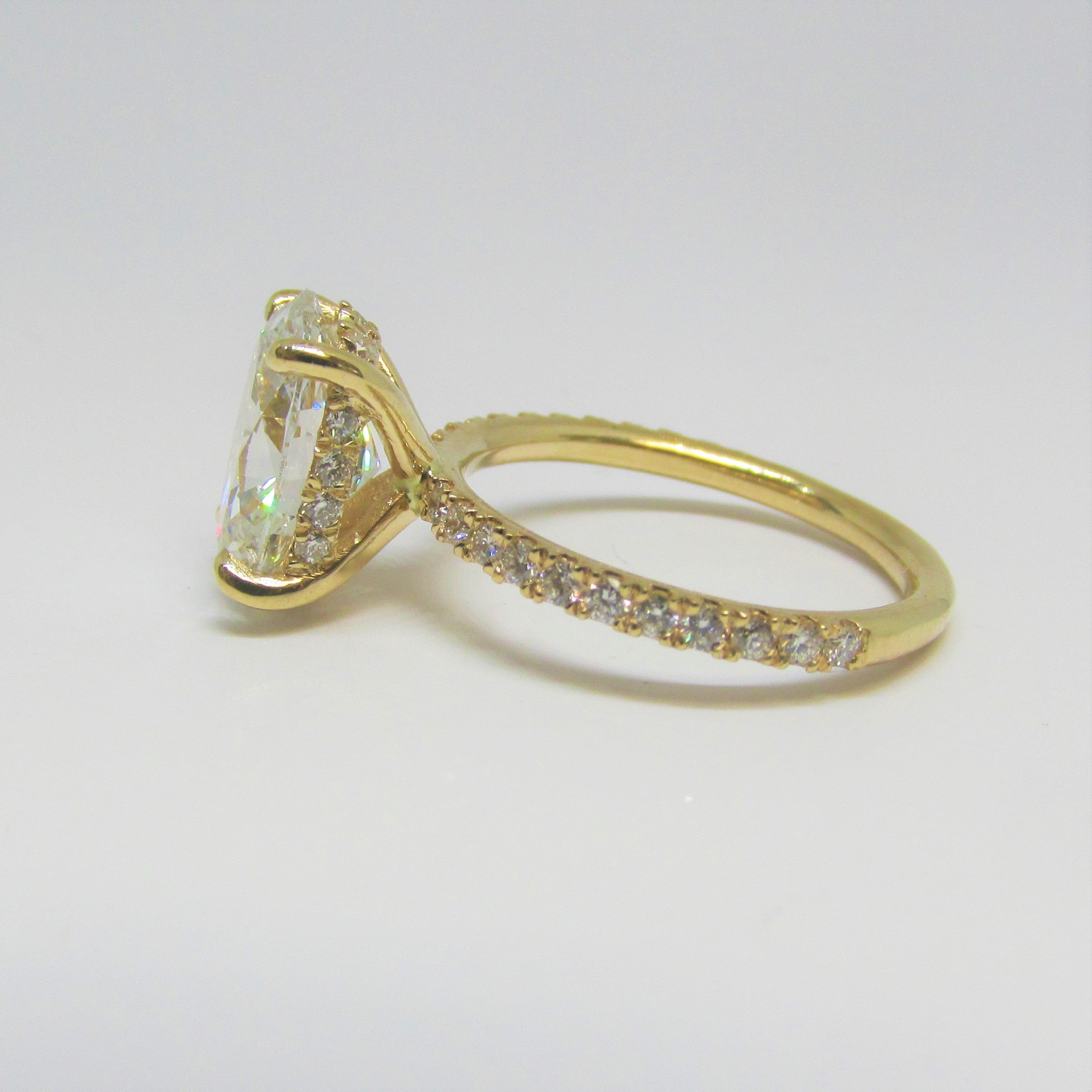 2.50 carat Oval Diamond Engagement Ring - Thenetjeweler