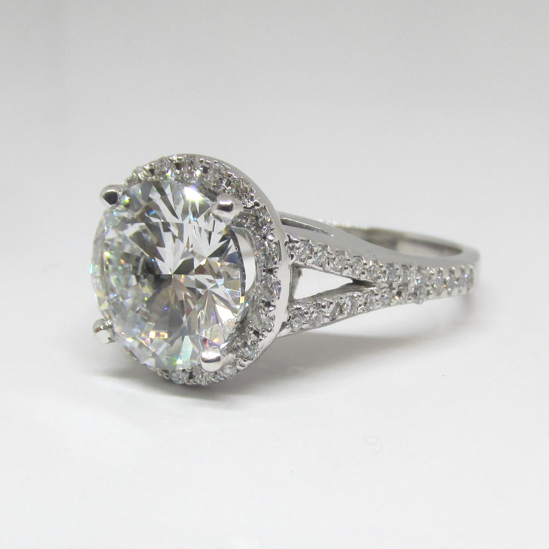 4 carat Lab Grown Diamond Split Shank Halo Engagement Ring - Thenetjeweler