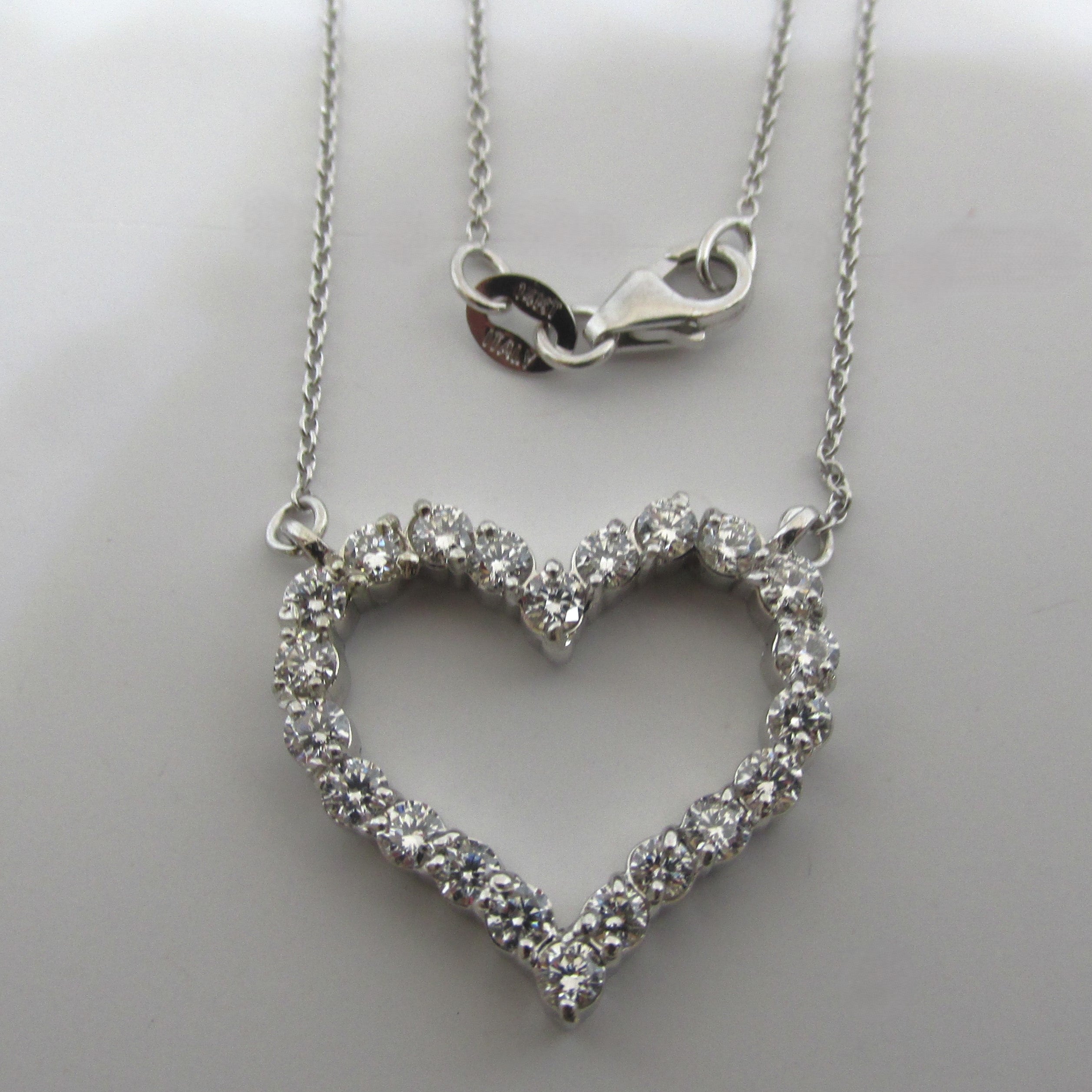 0.91 ctw Round Diamond Open Heart Necklace - Thenetjeweler