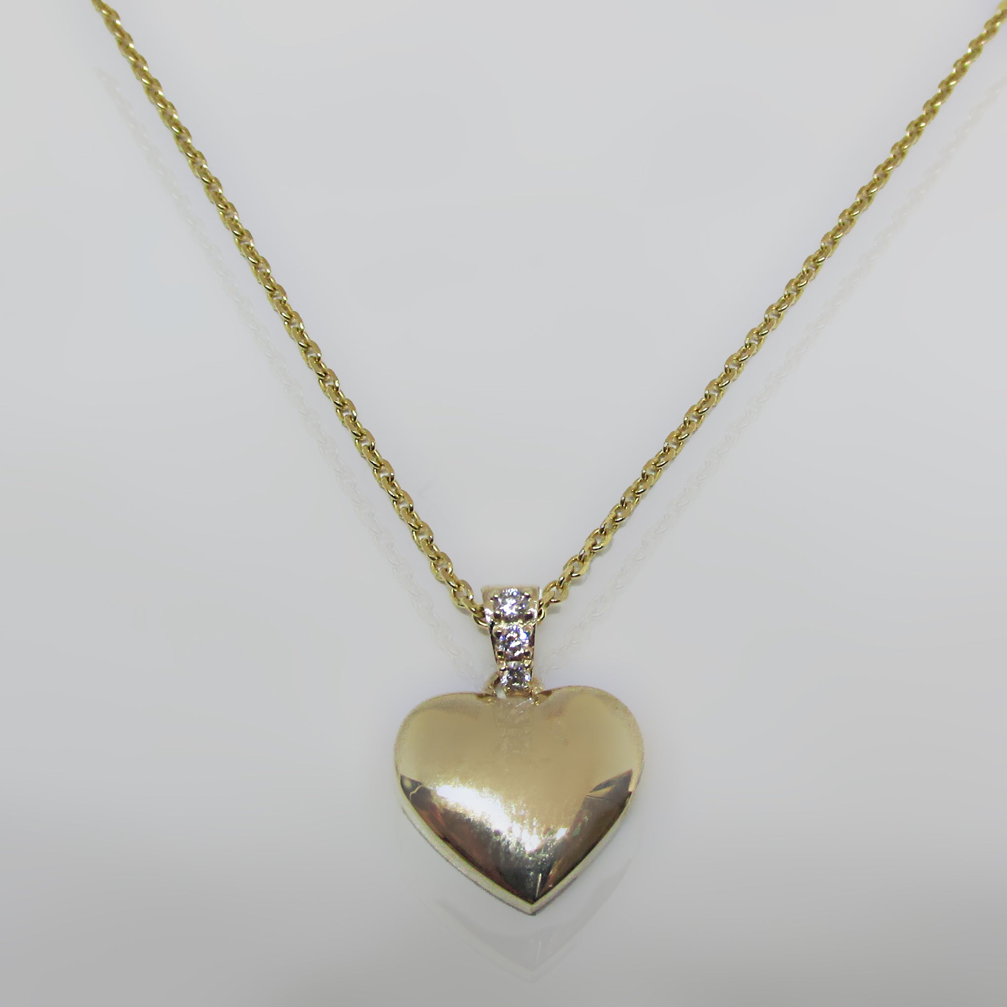 Sold 14k gold pendant heart ❤️