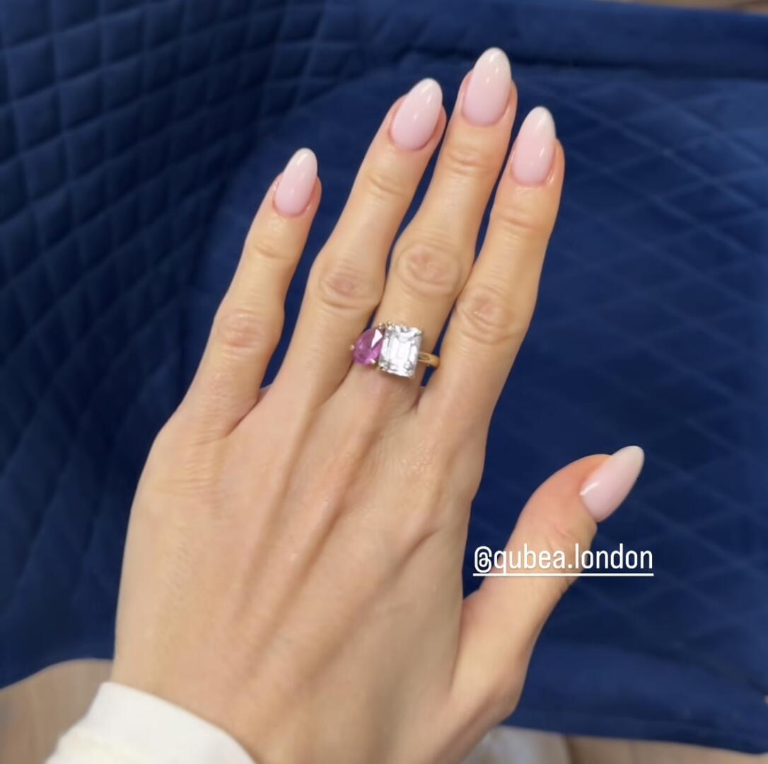 Toi Et Moi Ring Emerald And Diamond 18kt Yellow Gold