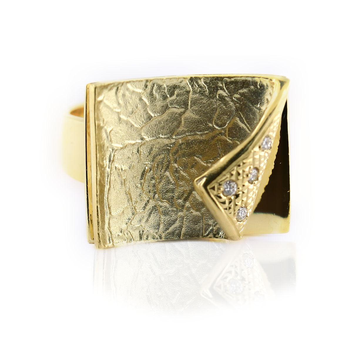 14K Yellow Gold Diamond Textured Cocktail Ring - Thenetjeweler