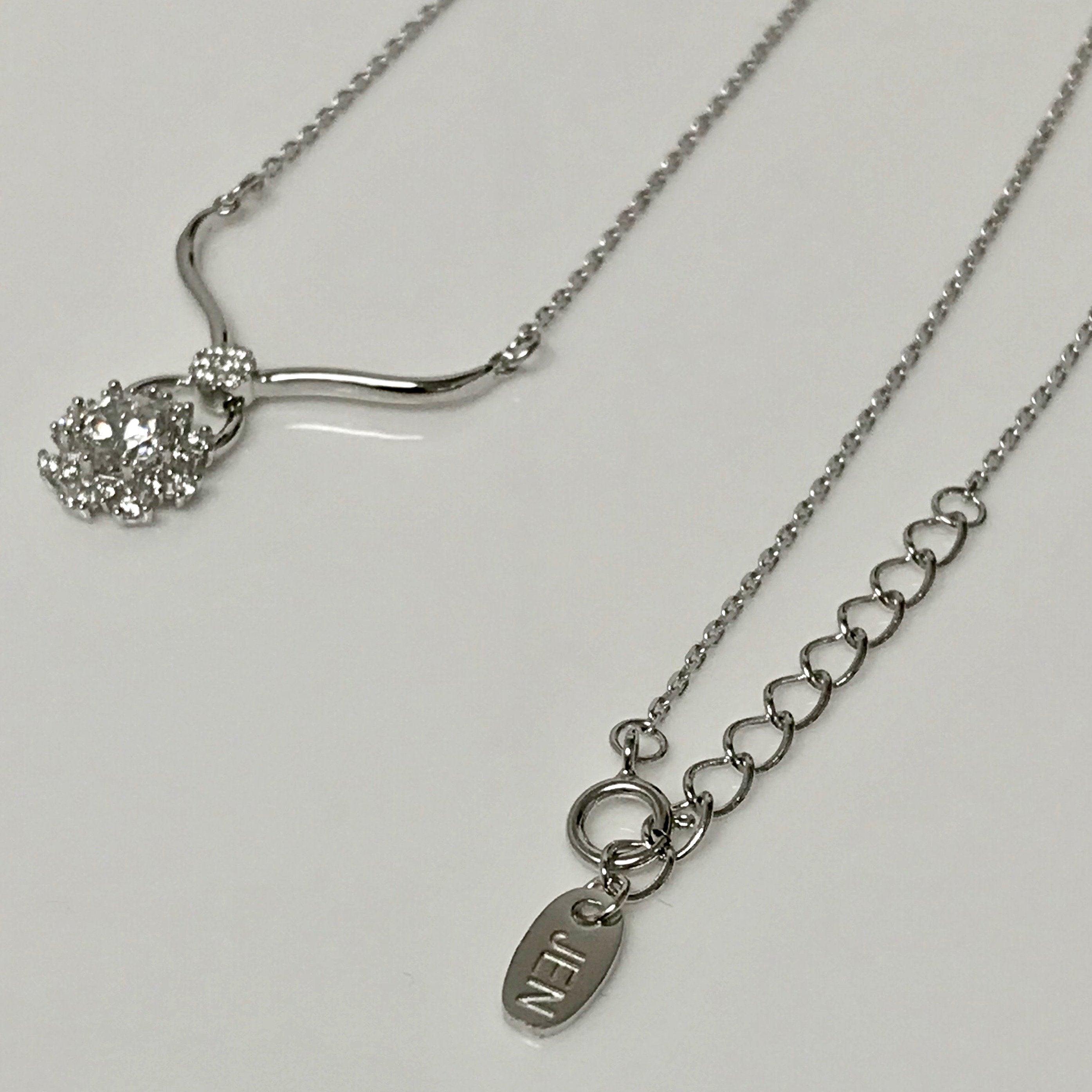 Sterling Silver Cubic Zirconia Flower Pendant Necklace - Thenetjeweler