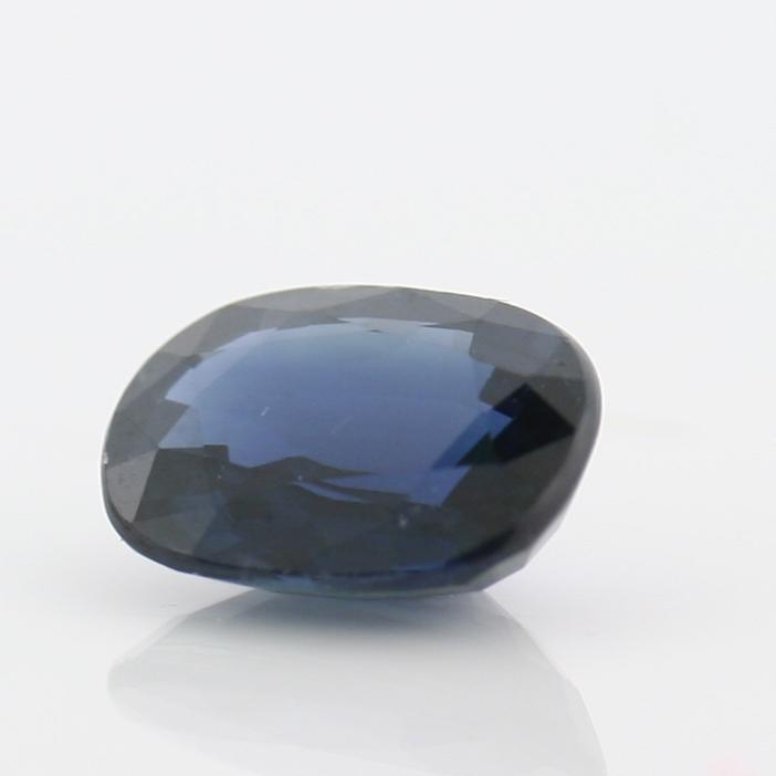 2.35 carat Oval Blue Sapphire Certified 7.03 x 9.17 mm - Thenetjeweler