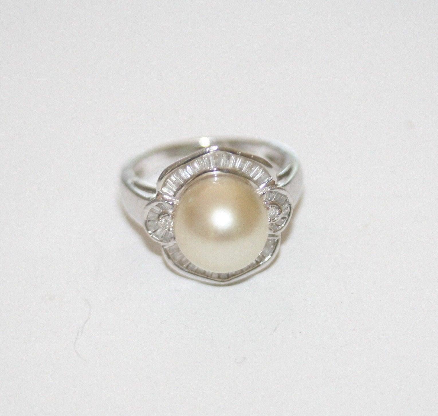 10mm South Sea Pearl and Diamond Ring 18k Gold - Thenetjeweler