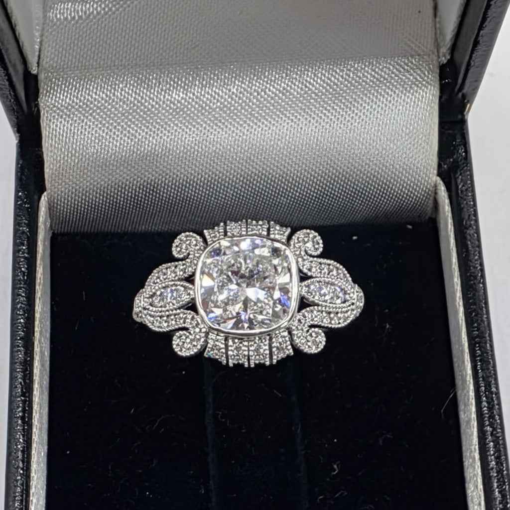 2.5 ct Cushion Cut Lab-Grown Diamond Ring | Vintage Milgrain Style | 14K Gold
