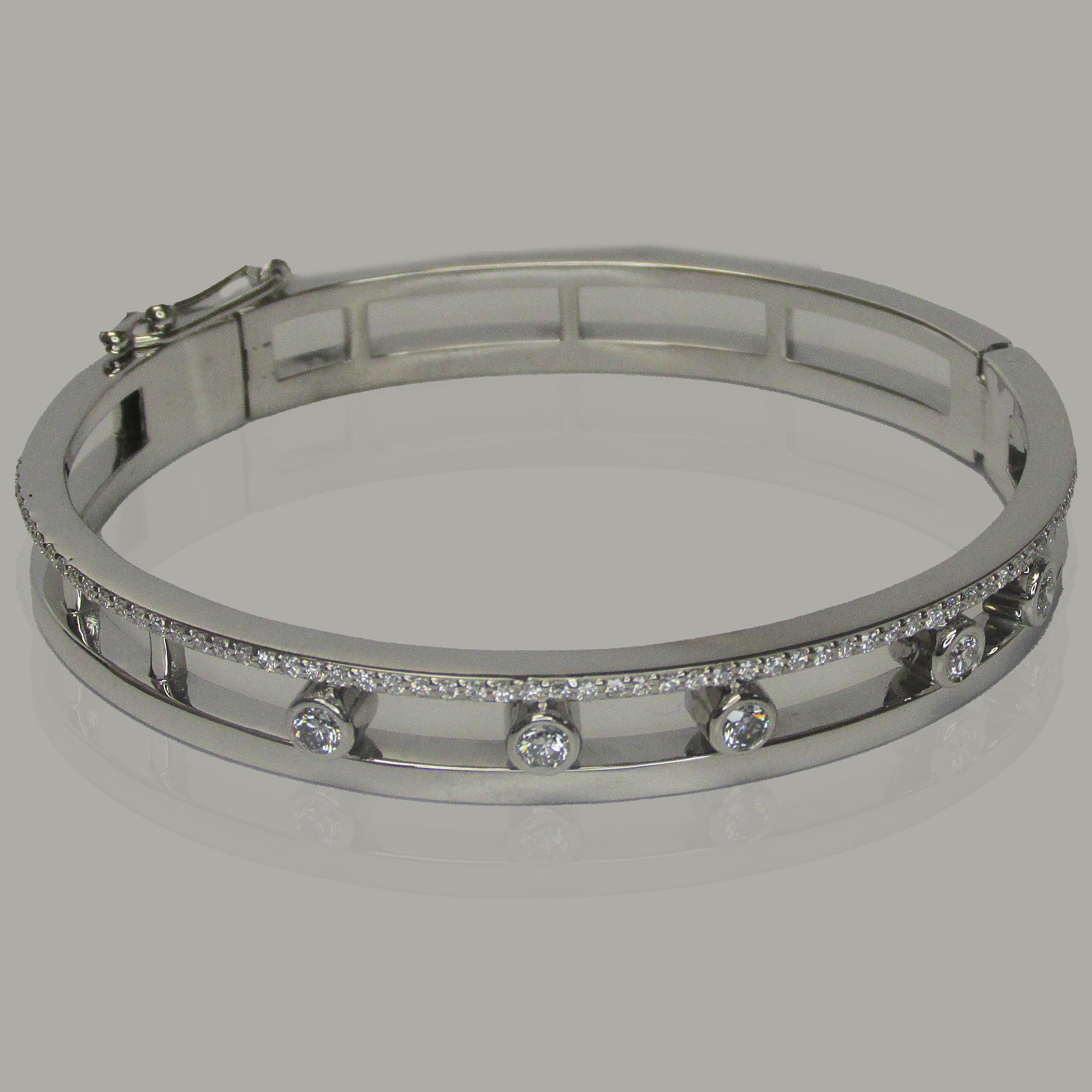 Diamond Bangle Bracelet 18K White Gold 0.85 ct - Thenetjeweler