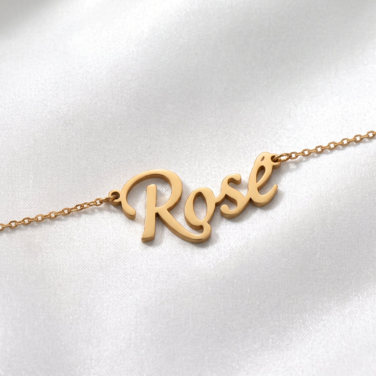 Personalized Name Necklace in Gold – Custom Script Pendant