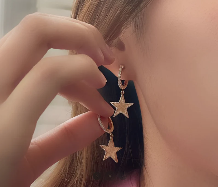 dangle diamond star earrings