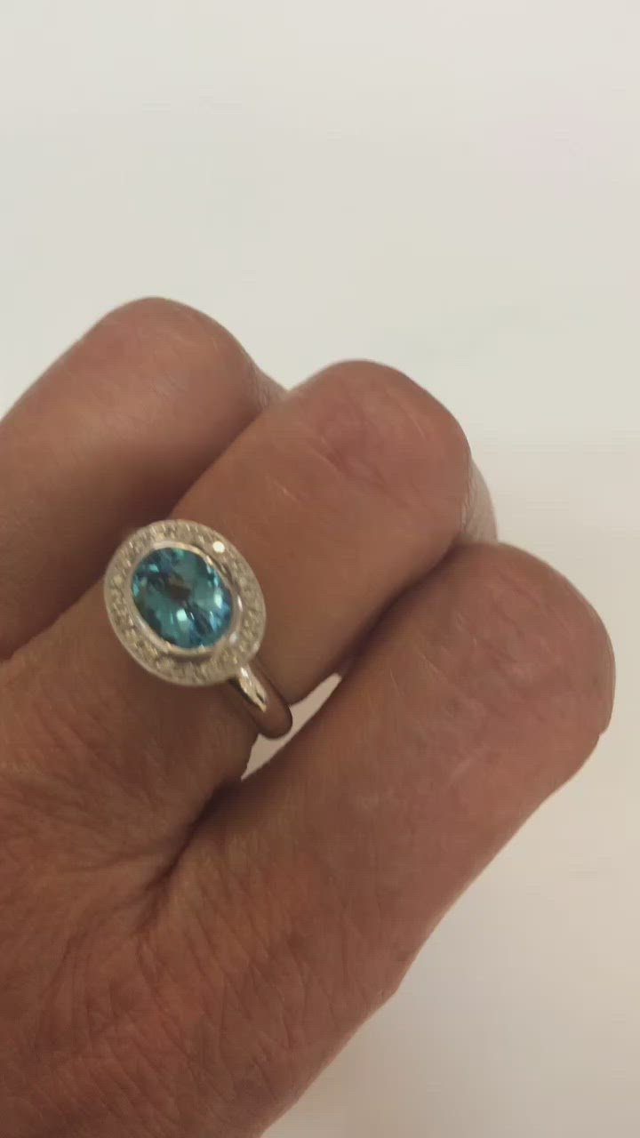 val Blue Topaz Ring with Diamonds 