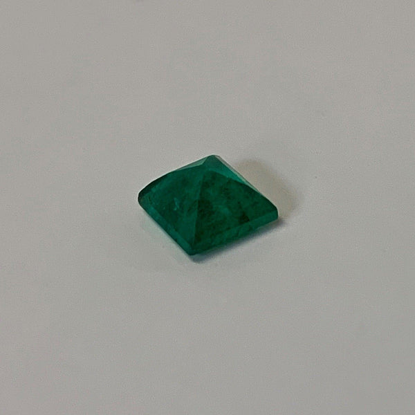 Princess Cut Green Emerald Loose Gemstone 0.66 carat - Thenetjeweler
