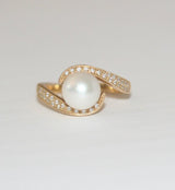 Pearl and Diamond Ring Yellow Gold - Thenetjeweler