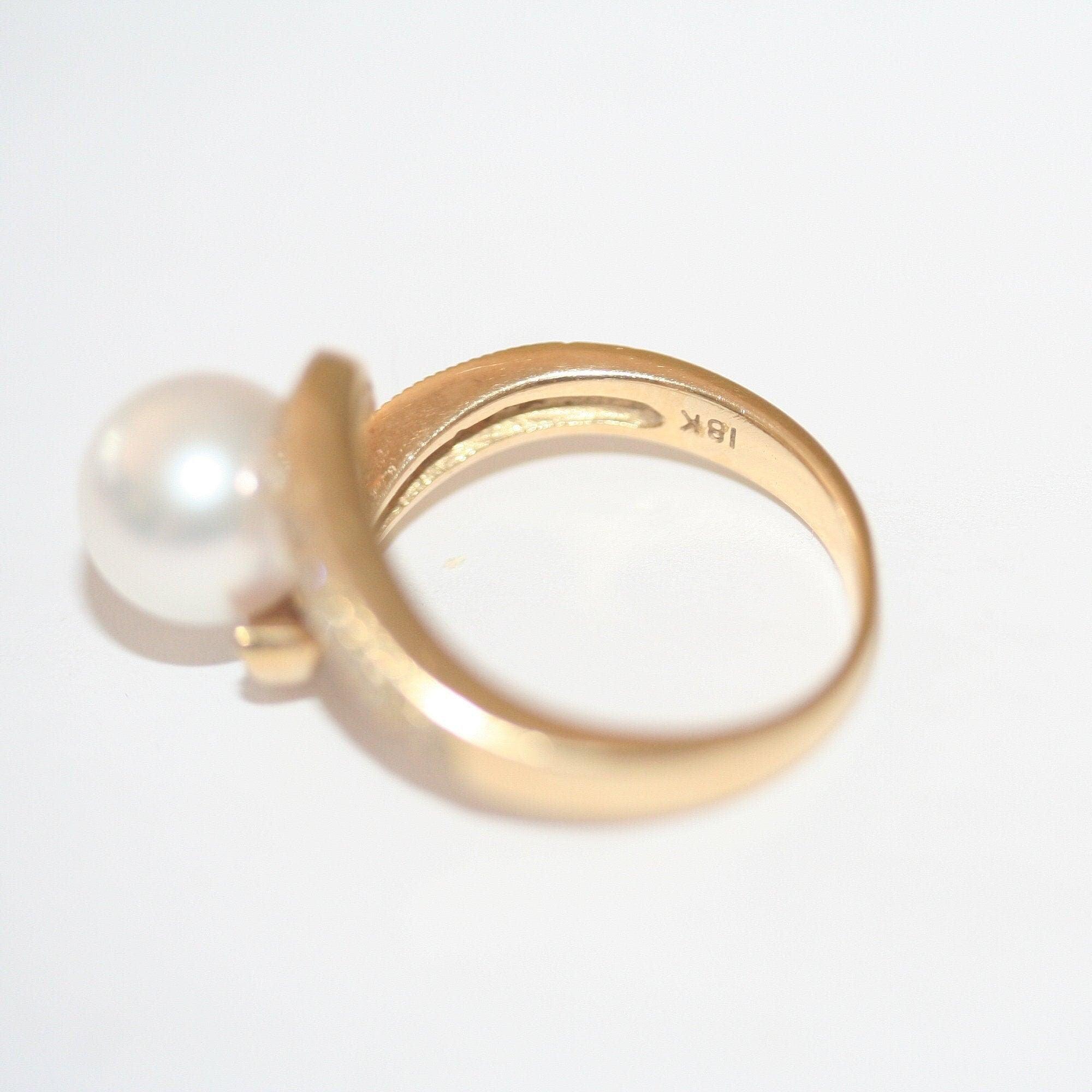 Pearl and Diamond Ring 18k Yellow Gold - Thenetjeweler